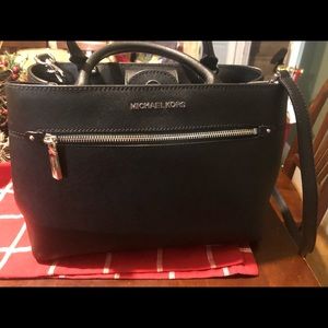Michael kors leather cross body bag